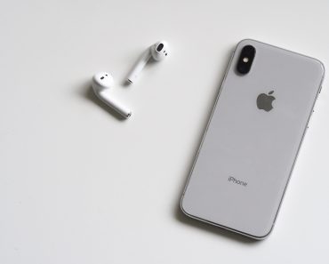 Apple iPhone.